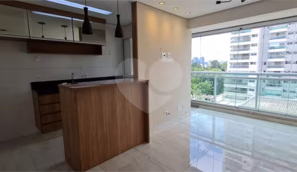 Apartamento com 2 quartos à venda ou para locação em Santo Amaro - SP