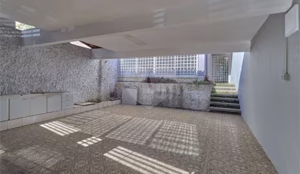 Sobrado com 3 quartos à venda em Chácara Monte Alegre - SP
