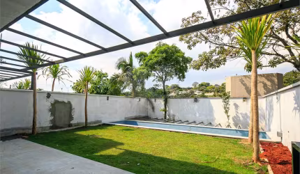 Condomínio com 4 quartos à venda em Jardim Cordeiro - SP