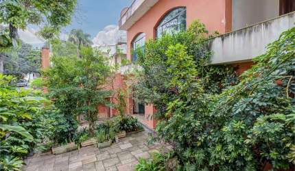Casa com 5 quartos à venda em Jardim Prudência - SP