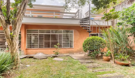 Casa com 3 quartos à venda em Campo Belo - SP
