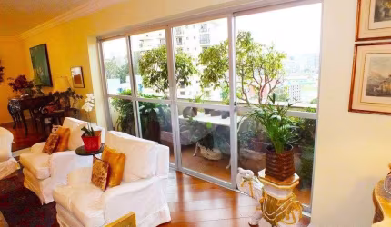 Apartamento com 3 quartos à venda em Real Parque - SP