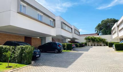 Condomínio com 4 quartos à venda em Interlagos - SP