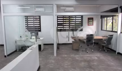 Prédio inteiro à venda em Vila Cruzeiro - SP