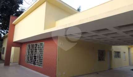 Casa térrea com 4 quartos à venda em Santo Amaro - SP