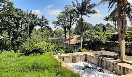 Casa térrea com 4 quartos à venda em Jardim Dos Estados - SP