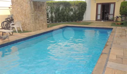 Sobrado com 4 quartos à venda em Vila São Pedro - SP