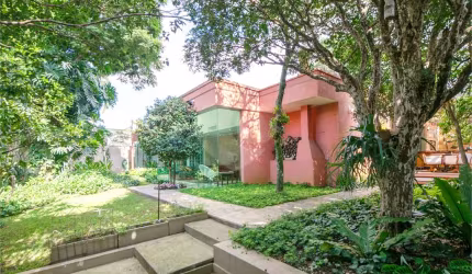 Casa térrea com 5 quartos à venda em Santo Amaro - SP
