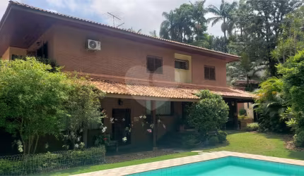 Sobrado com 4 quartos à venda ou para locação em Jardim Marajoara - SP