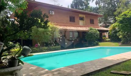 Sobrado com 4 quartos à venda ou para locação em Jardim Marajoara - SP
