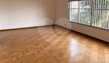 Casa com 3 quartos à venda em Vila Campo Grande - SP
