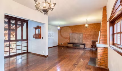 Casa de vila com 4 quartos à venda em Jardim Luanda - SP