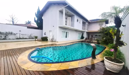 Sobrado com 3 quartos à venda em Jardim Santa Helena - SP