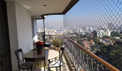 Apartamento com 4 quartos à venda ou para locação em Santo Amaro - SP