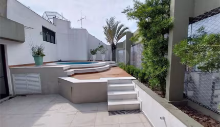 Apartamento com 4 quartos à venda ou para locação em Moema - SP
