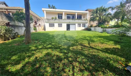 Casa com 4 quartos à venda ou para locação em Interlagos - SP