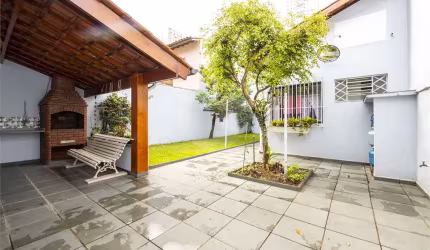 Casa de vila com 3 quartos à venda em Cidade Monções - SP