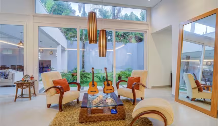 Casa térrea com 4 quartos à venda em Santo Amaro - SP