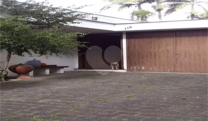 Casa térrea com 4 quartos à venda em Chácara Santo Antônio (zona Sul) - SP