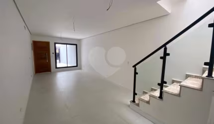 Sobrado com 3 quartos à venda em Jardim Sabará - SP