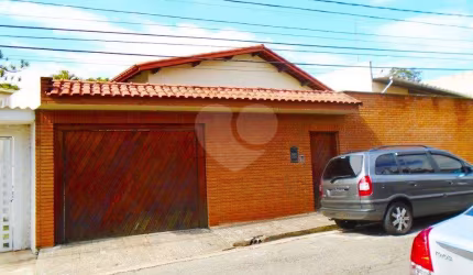 Casa térrea com 3 quartos à venda em Jardim Petrópolis - SP