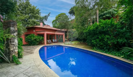 Casa térrea com 3 quartos à venda em Jardim Petrópolis - SP