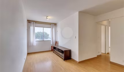 Apartamento com 2 quartos à venda em Santo Amaro - SP