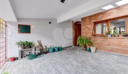 Sobrado com 2 quartos à venda em Jardim Hípico - SP