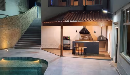 Casa com 4 quartos à venda em Jardim Prudência - SP