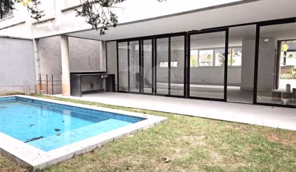 Condomínio com 4 quartos à venda em Santo Amaro - SP