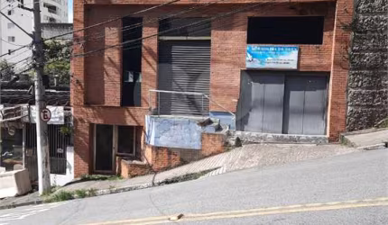 Prédio inteiro à venda em Real Parque - SP