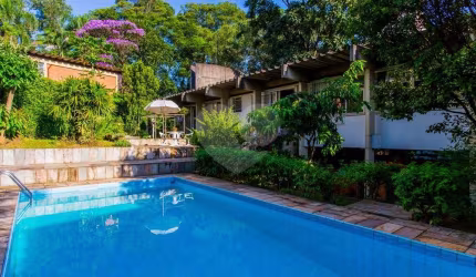 Sobrado com 4 quartos à venda em Jardim Marajoara - SP