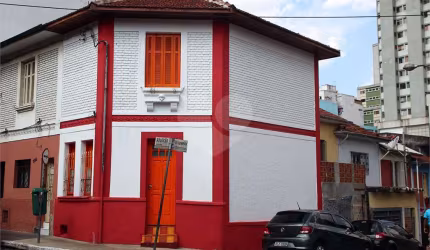 Casa com 2 quartos à venda ou para locação em Bela Vista - SP
