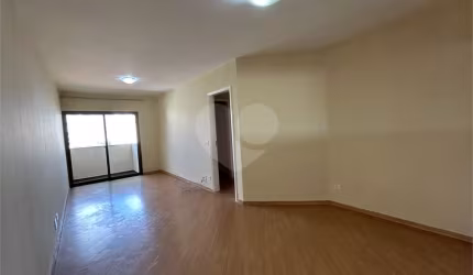 Apartamento com 3 quartos à venda ou para locação em Santo Amaro - SP