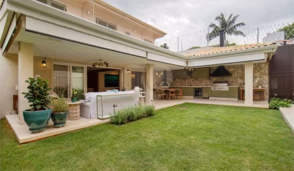 Sobrado com 5 quartos à venda em Jardim Dos Estados - SP