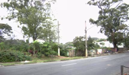 Terreno à venda em Campo Belo - SP