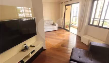 Apartamento com 3 quartos para locação em Indianópolis - SP