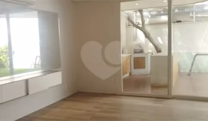 Condomínio com 4 quartos à venda em Campo Belo - SP