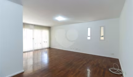 Apartamento com 3 quartos à venda em Itaim Bibi - SP