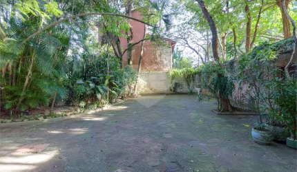 Casa térrea com 5 quartos à venda em Santo Amaro - SP