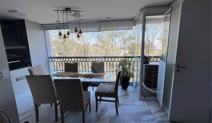 Apartamento com 3 quartos à venda em Vila Castelo - SP
