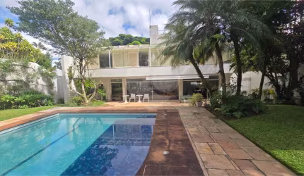 Casa com 4 quartos à venda em Santo Amaro - SP