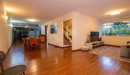 Casa com 3 quartos à venda em Santo Amaro - SP