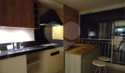 Apartamento com 2 quartos para locação em Santo Amaro - SP