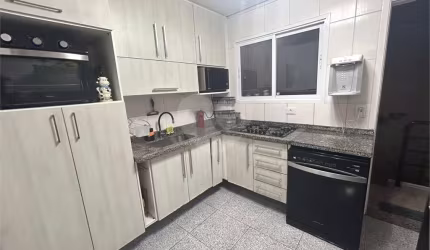 Condomínio com 3 quartos à venda em Vila Campo Grande - SP