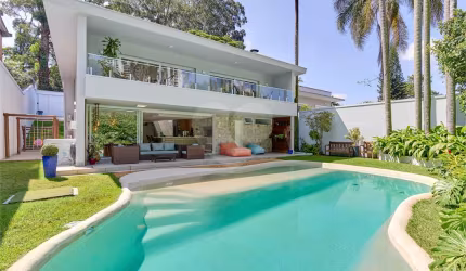 Casa com 5 quartos à venda em Jardim Marajoara - SP