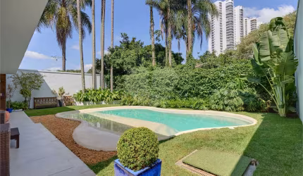 Casa com 5 quartos à venda em Jardim Marajoara - SP