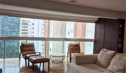 Apartamento com 3 quartos à venda em Vila Olímpia - SP
