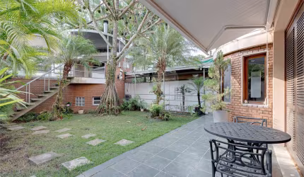 Casa com 4 quartos à venda em Jardim Petrópolis - SP