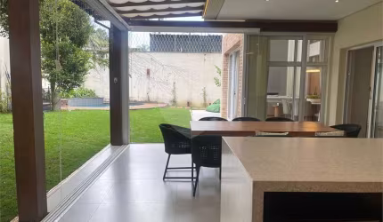 Condomínio com 4 quartos à venda em Santo Amaro - SP